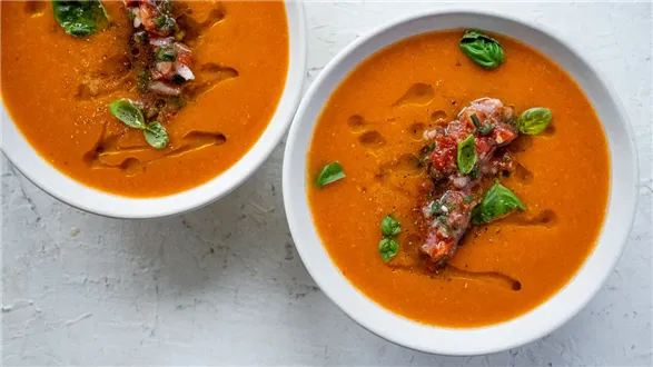 Brzoskwiniowe gazpacho